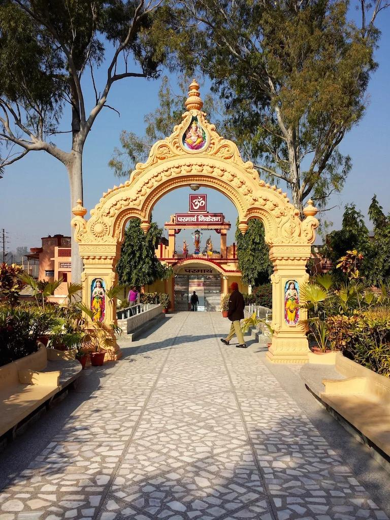 Peaceful ashram courtyard in Rishikesh during the morning